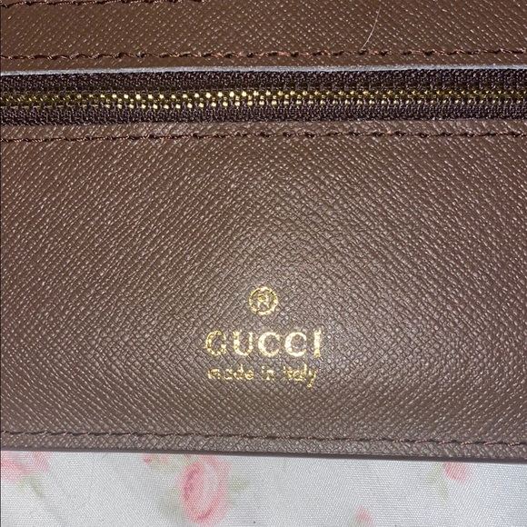 Gucci Cream Wallet with Double-G Pattern - Picture 5 of 5
